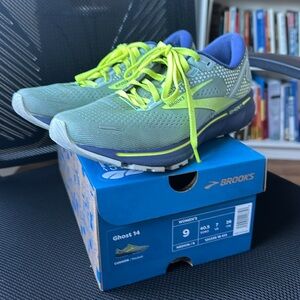 Women’s Ghost 14 neutral cushion size 9 running shoe, box included.